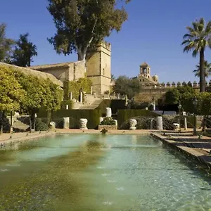 https://victoria-cordoba-center.es-andalucia.com