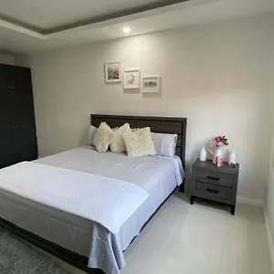 https://2-bedroom-villa-in-ocho-rios.comcaribbean.com